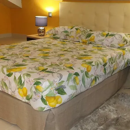 Monte Hernanz 公寓 里亚萨